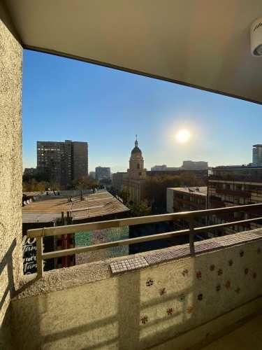 AMPLIO Y LUMINOSO DEPARTAMENTO EN ARRIENDO