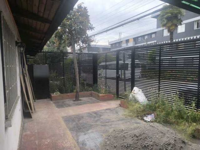 Casa AV LA FLORIDA CON SANTA JULIA