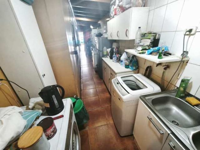 VENDO CASA LA FLORIDA  ESCRITORES NACIONALES