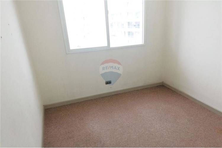 Estilo mariposa con estac. y bod. – m. las rejas