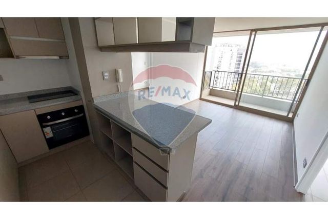 2 dormitorios, con estac. y bicicletero