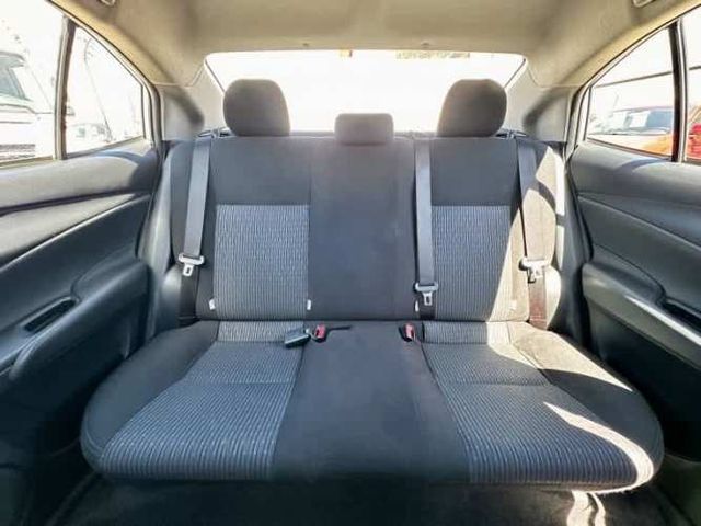 Toyota Yaris 1.5 Sedan Gli E Mt 2022