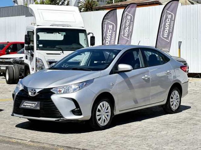 Toyota Yaris 1.5 Sedan Gli E Mt 2022