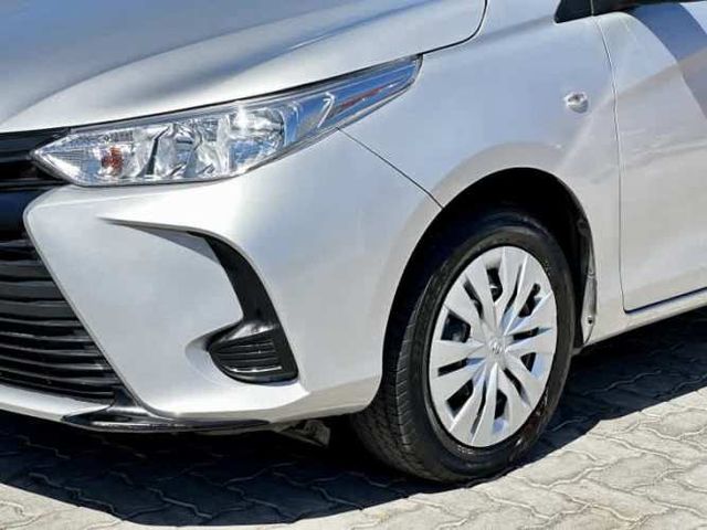 Toyota Yaris 1.5 Sedan Gli E Mt 2022