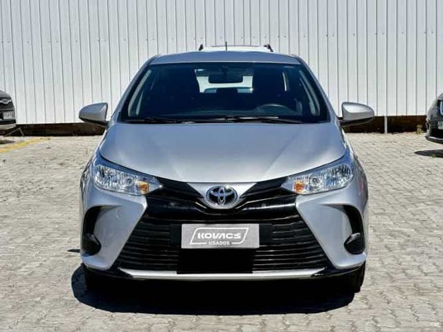 Toyota Yaris 1.5 Sedan Gli E Mt 2022