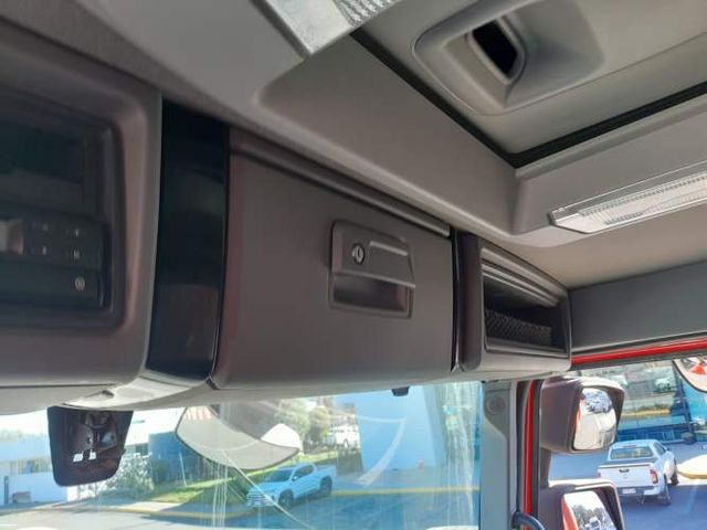 K480  8x4   tolva de 20mt3