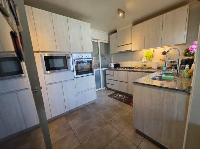 HERMOSA CASA FAMILIAR EN CONDOMINIO TOROBAYO, VALDIVIA