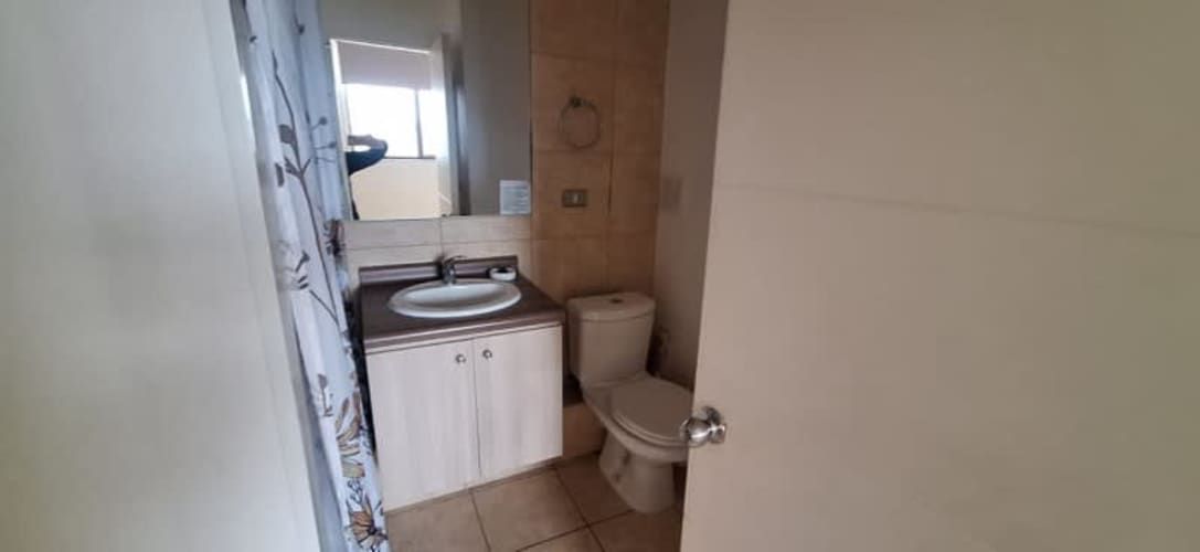 INVERSIONISTAS, VENTA DEPTO. UF2.000 CUENTA CON 36 M2.