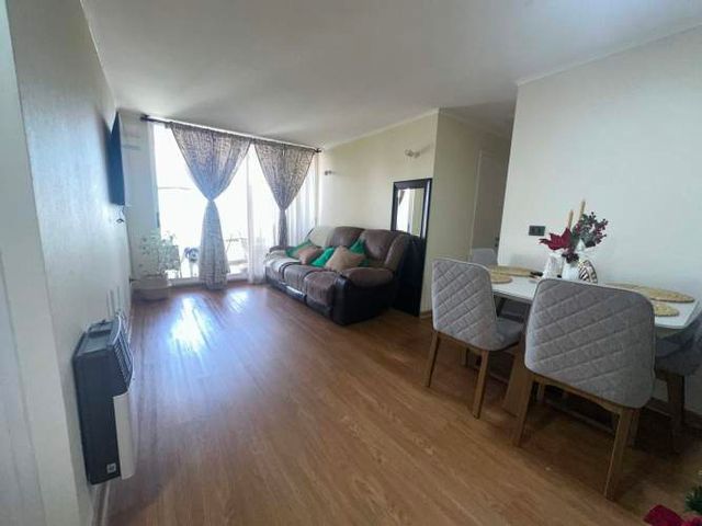 Departamento como nuevo  se vende en San Miguel , excelente ubicación,