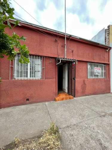 Casas Santiago con amplio terreno