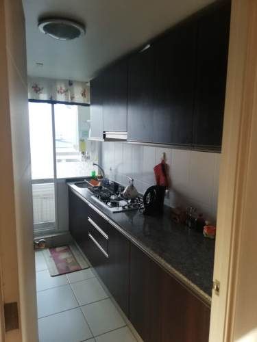 Depto amoblado con estacionamiento cercano a Clíni