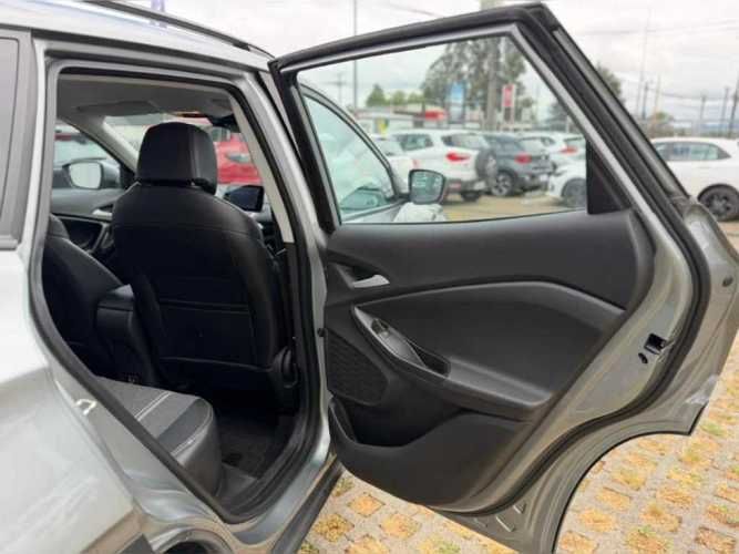 CHEVROLET TRACKER 2025