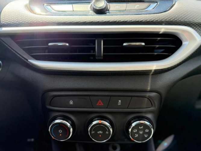 CHEVROLET TRACKER 2025