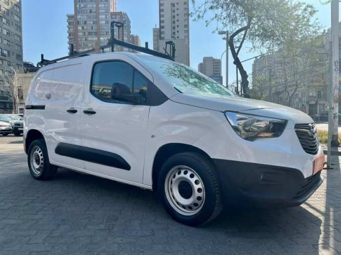 OPEL COMBO 1.6 TD - 2023 | 134