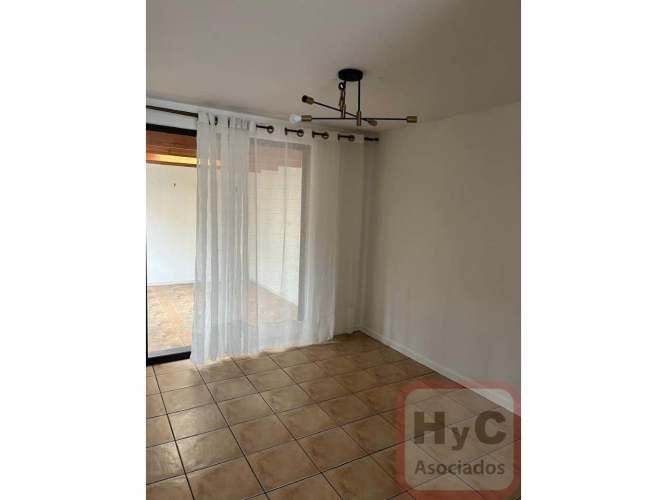 Arriendo Amplia Casa en Ciudad Satélite