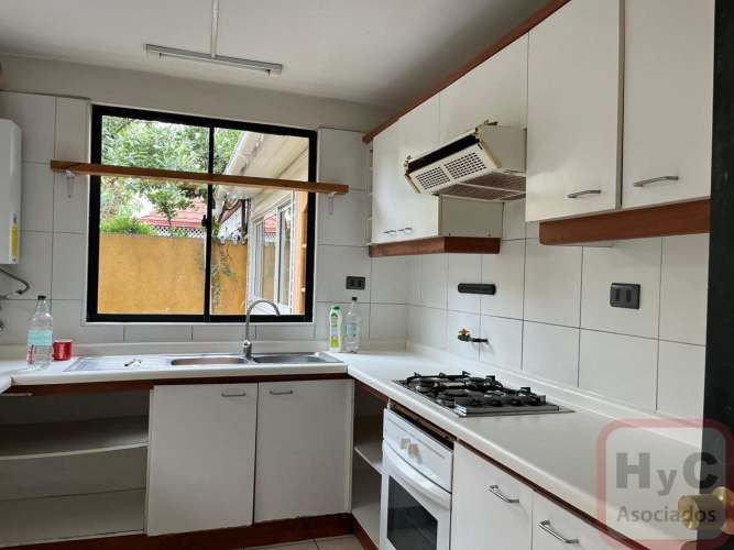 Arriendo Amplia Casa en Ciudad Satélite