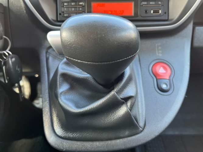 RENAULT KANGOO L1 ZE 33 FURGON 4P T/A - 2021 | 126