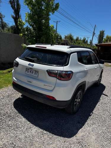 JEEP COMPASS 2021 único dueño