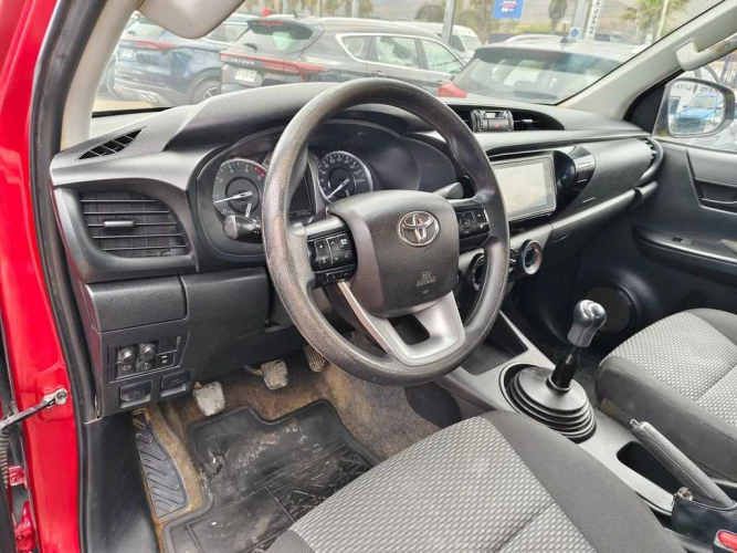 TOYOTA HILUX 2022