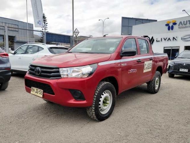 TOYOTA HILUX 2022