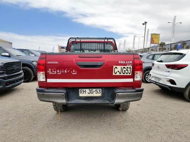 TOYOTA HILUX 2022