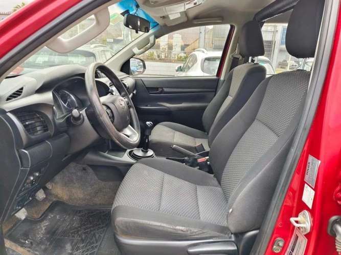 TOYOTA HILUX 2022