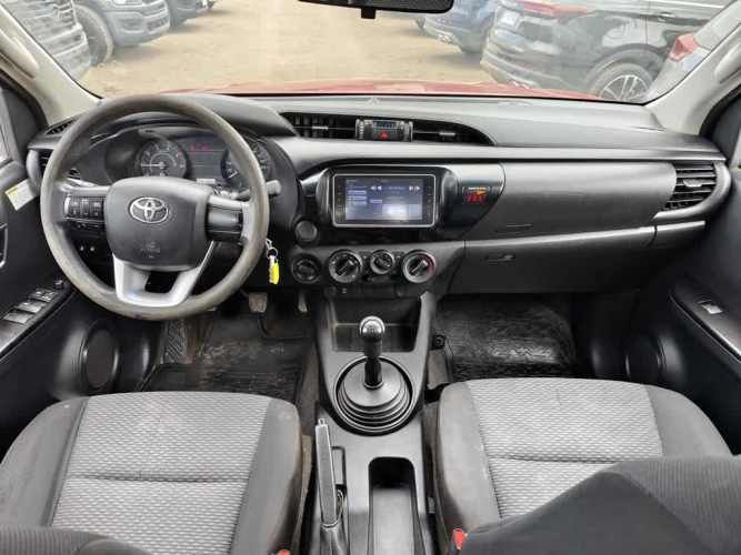 TOYOTA HILUX 2019