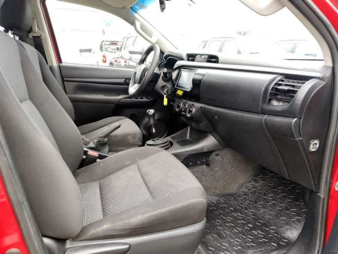 TOYOTA HILUX 2019