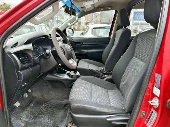 TOYOTA HILUX 2019