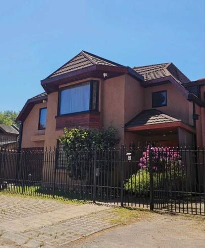 SE VENDE HERMOSA y AMPLIA CASA en San Pedro (134048)