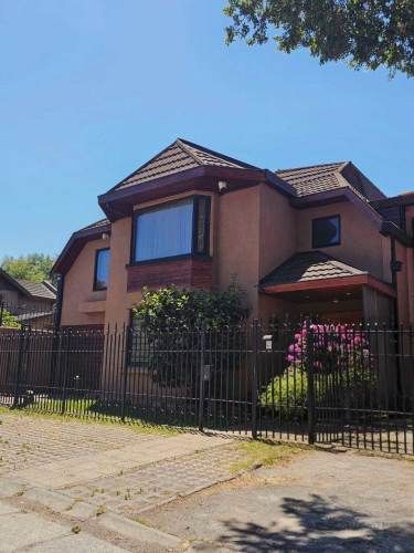 SE VENDE HERMOSA y AMPLIA CASA en San Pedro (134048)