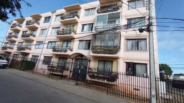 Departamento KPD en Miraflores Alto, 3 Dormitorios, 1 Baño