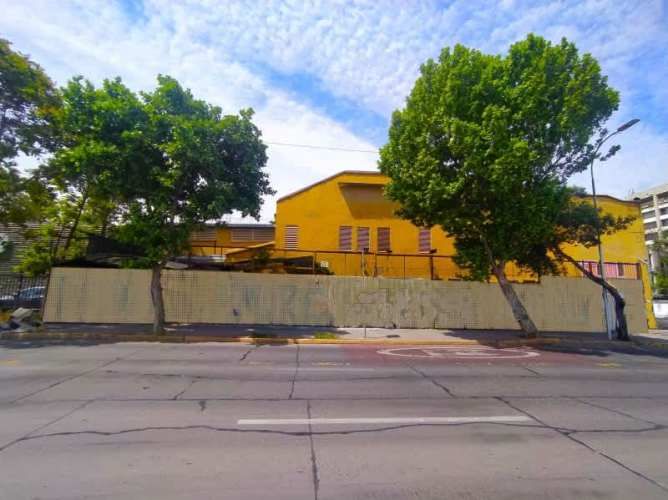 VENTA EDIFICIO|METRO ESTACIÓN TOESCA | SANTIAGO CE