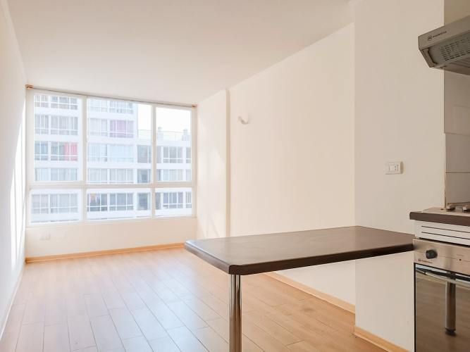 General Gana 1063 [369-1]