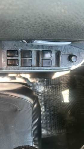 Suzuki Grand Nomade 2.4 AT GLX NAV (2015)