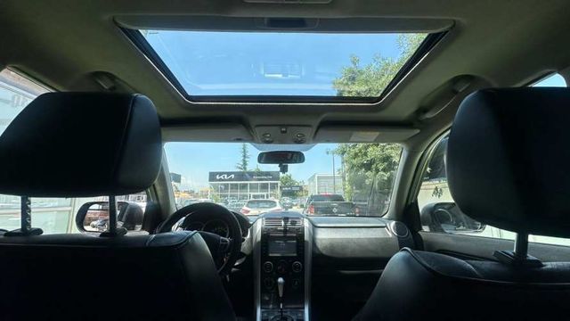 Suzuki Grand Nomade 2.4 AT GLX NAV (2015)