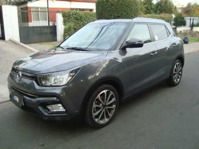 SSANGYONG TIVOLI AT AÑO 2019 FULL UNICO DUEÑO