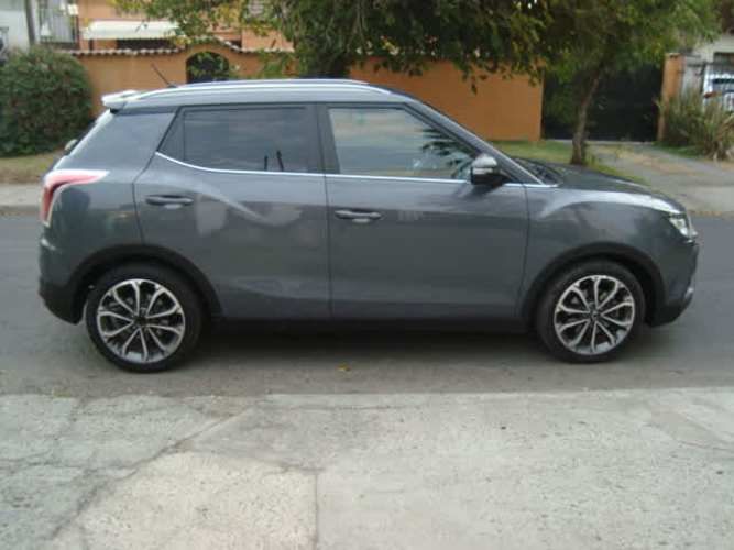 SSANGYONG TIVOLI AT AÑO 2019 FULL UNICO DUEÑO