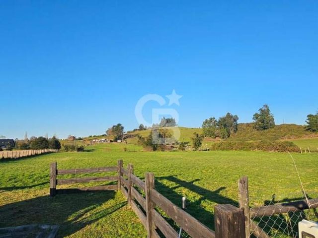 Parcela en condominio consolidado, laguna/áreas deportivas.