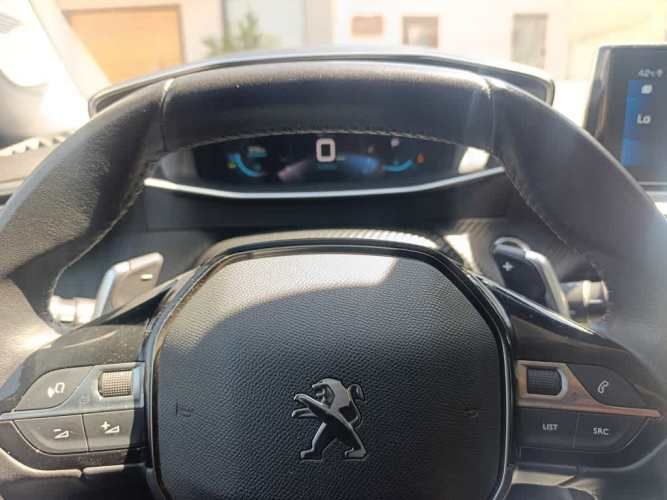 PEUGEOT 2008 2021