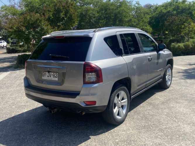 Jeep Compass AT