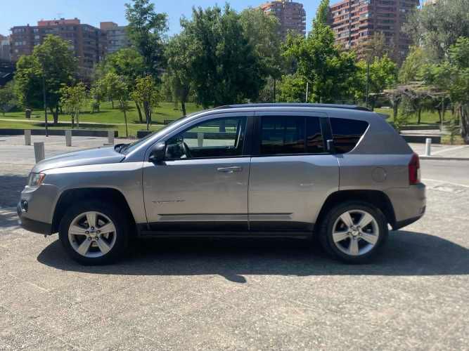 Jeep Compass AT