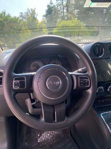 Jeep Compass AT