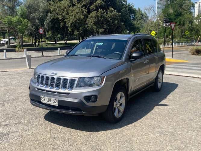 Jeep Compass AT