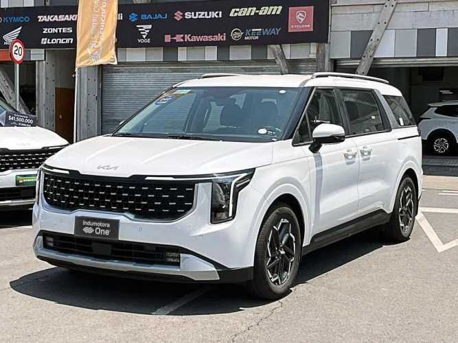 KIA CARNIVAL 2025