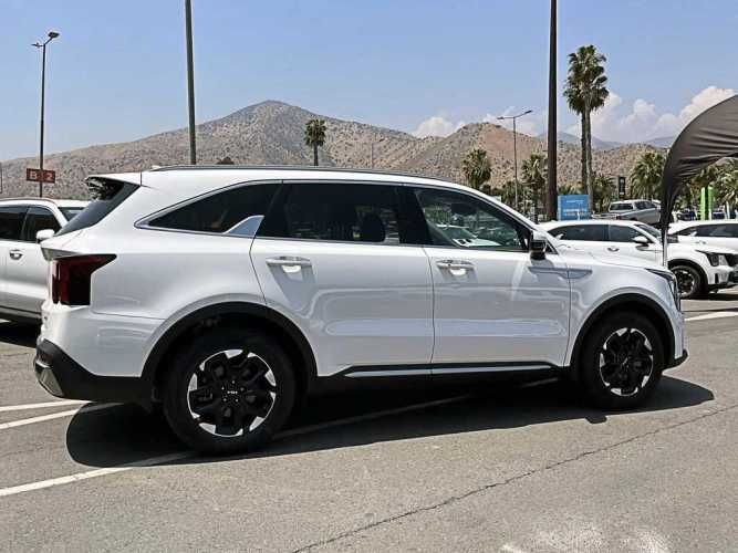 KIA SORENTO 2025