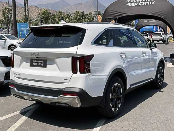 KIA SORENTO 2025