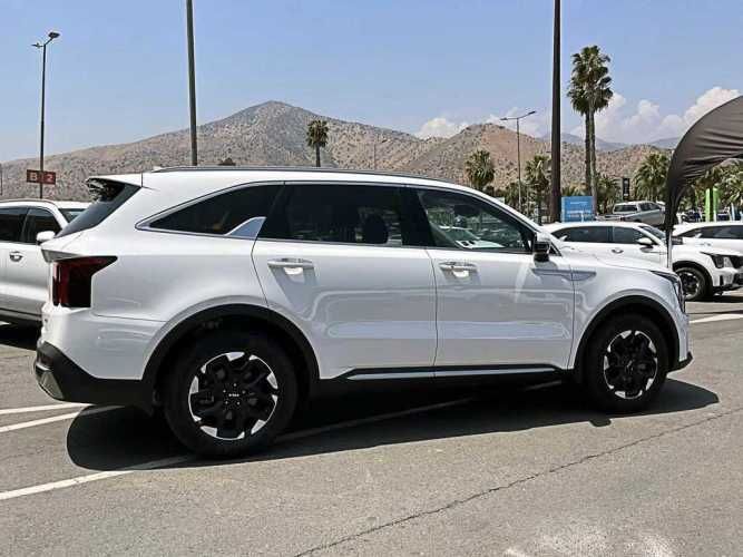 KIA SORENTO 2025