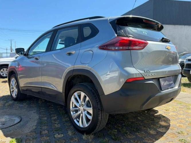 CHEVROLET TRACKER 2025