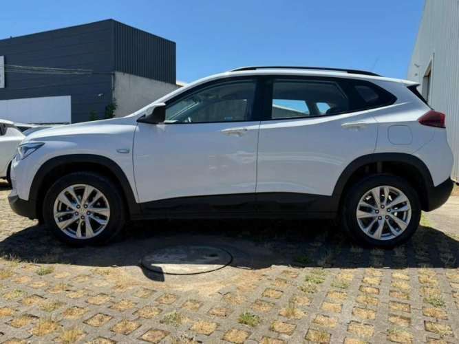 CHEVROLET TRACKER 2025